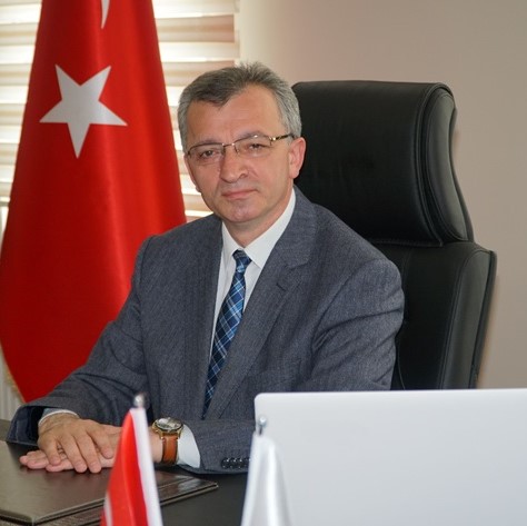 Prof. Dr. Mustafa ÖKSÜZ (Türkiye)